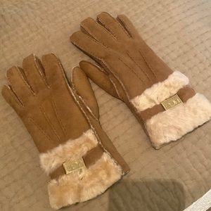 Ugg fur lined suede gloves